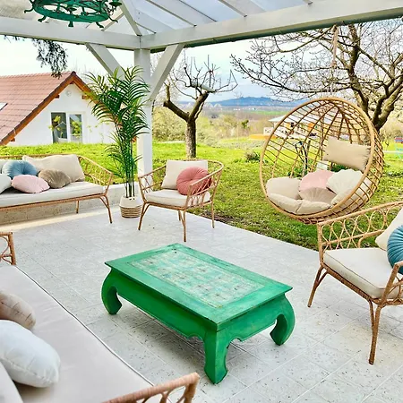 펜션 Frida House At Balaton Kisapati