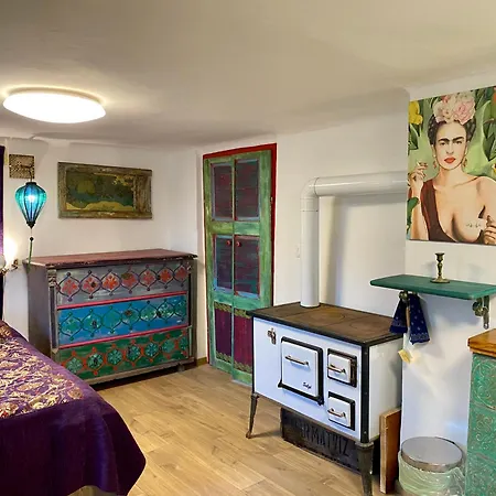 펜션 Frida House At Balaton Kisapati